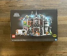 Lego 76300 Arkham Asylum DC Batman 2953 pcs Sealed In Box! In Hand!