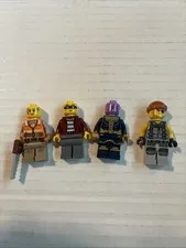 LEGO Minifigure Lot of 4 With Saw Accessorie
