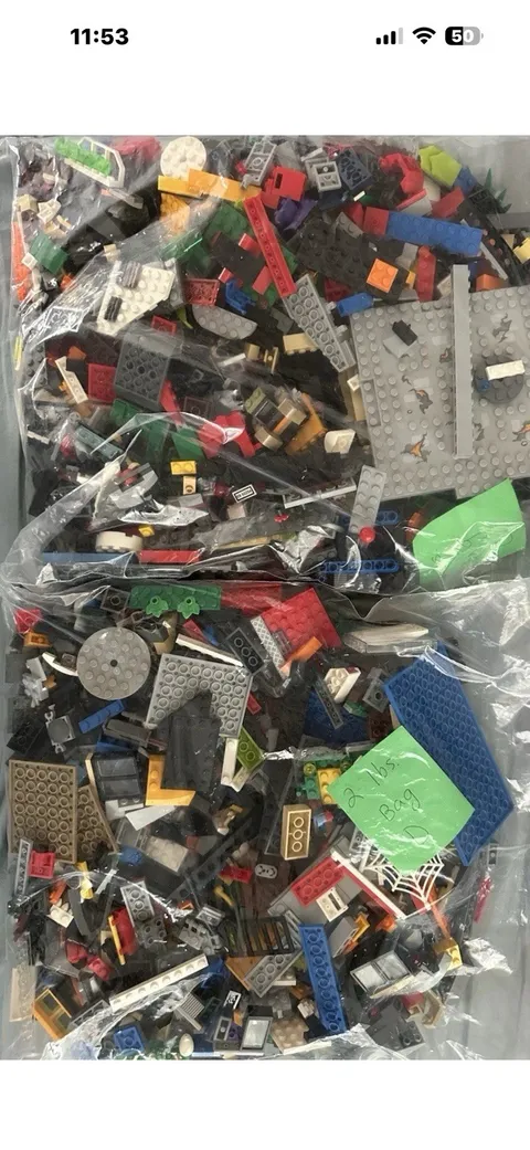 4 Pounds Of Lego Bricks Pieces Parts - See Video! (Lot CD)