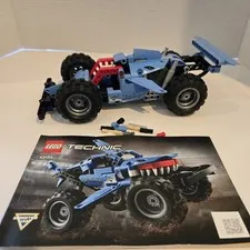 LEGO TECHNIC: Monster Jam Megalodon (42134) Complete W Booklet