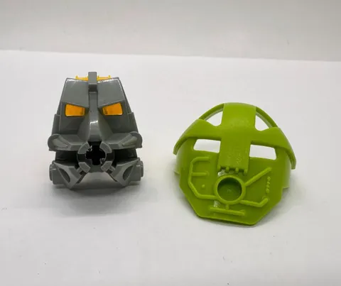 LEGO Bionicle Kanohi Komau - Mask of Mind Control - Lime 32572 & Head