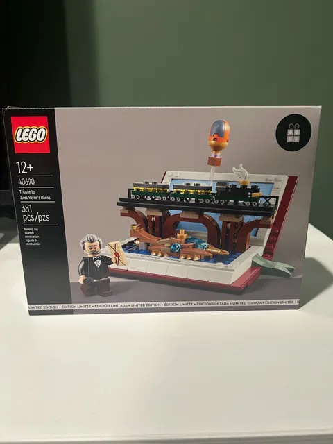 LEGO Tribute to Jules Verne's Books Sealed 40690 New In Box Limited Edition