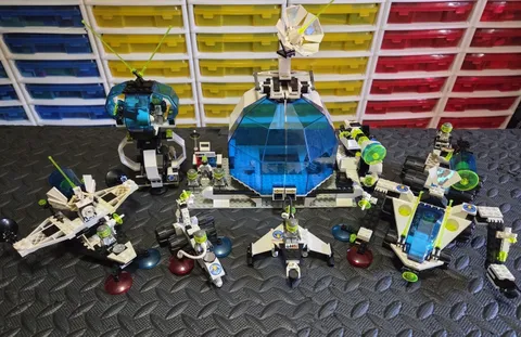 LEGO Space: Exploriens Lot