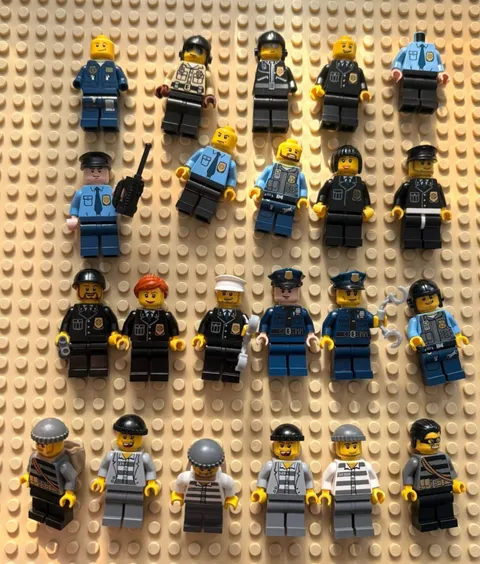 Lego Cops And Robbers Minifigures Lot! Sold as Shown
