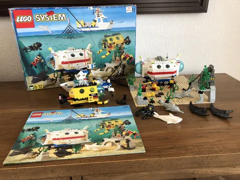LEGO 6441 DEEP REEF REFUGE 100% complete w/ BOX & INSTR MINIFIGS decals VINTAGE