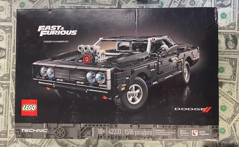 LEGO Fast & Furious Dodge Charger R/T 1516 Pieces Model #42231 Sealed