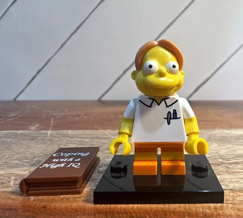 LEGO Simpsons Series 2 Martin Prince SIM034 Minifigure 71009 Complete CMF