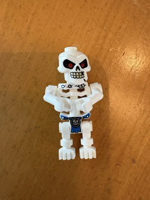 LEGO Skulkin Minifigure Ninjago HTF Retired