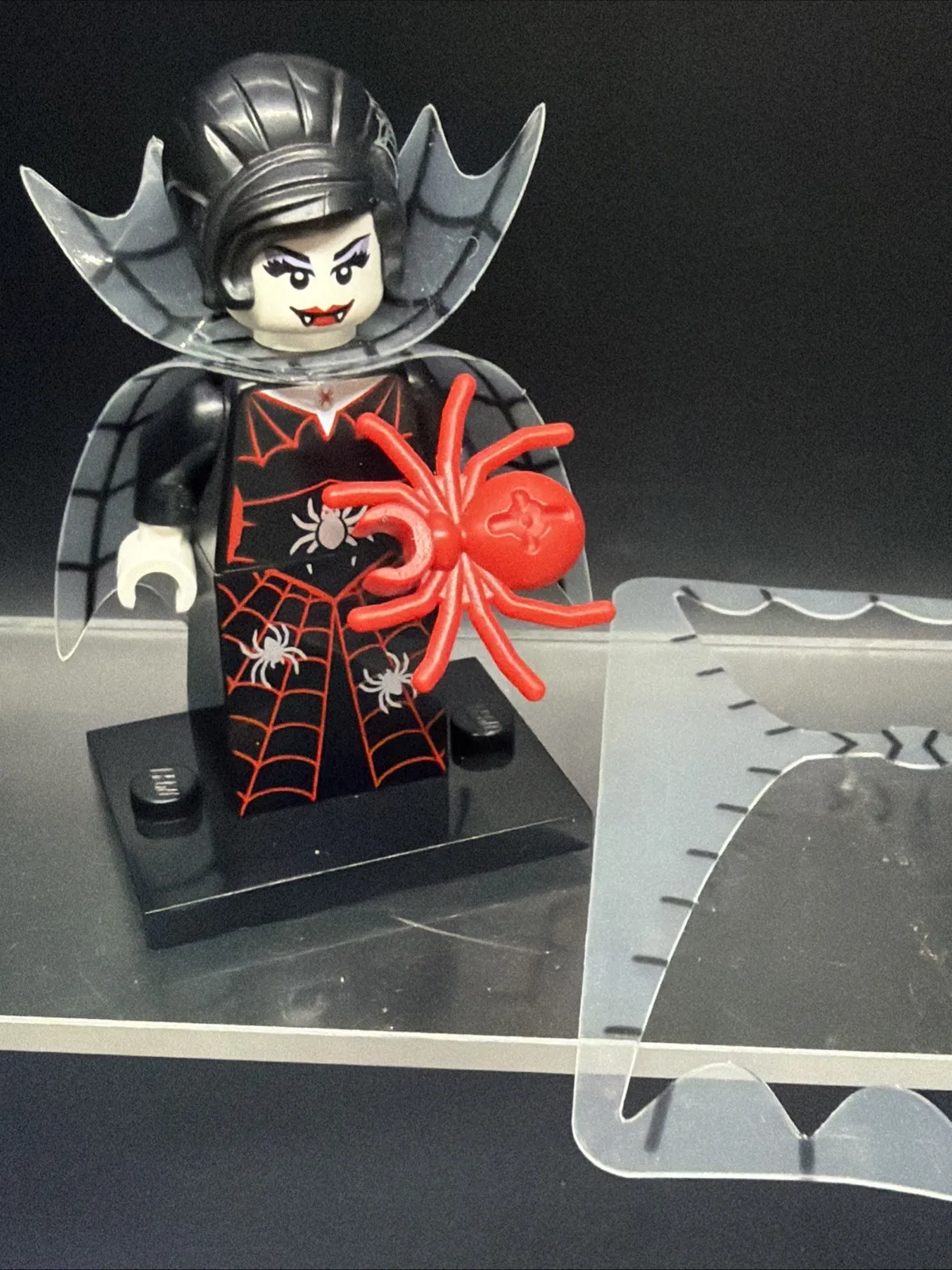 Lego Spider Lady Minifigure Collectible Series 14  Monsters 71010 col226