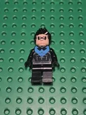 Lego Nightwing Minifigure Minifig DC Super Heroes Batman II 30606 sh0294