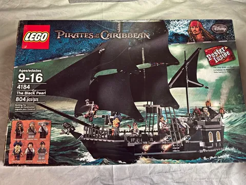 LEGO Pirates of the Caribbean 4184 The Black Pearl 804-Piece Set
