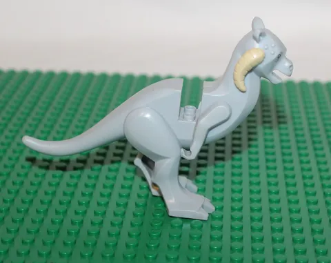 LEGO Tauntaun Minifigure 75098 75014 7879 Star Wars Hoth Assault Echo