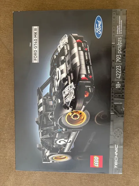 LEGO Technic 1966 Ford GT40 MKII Race Car 42223 (793 pieces)