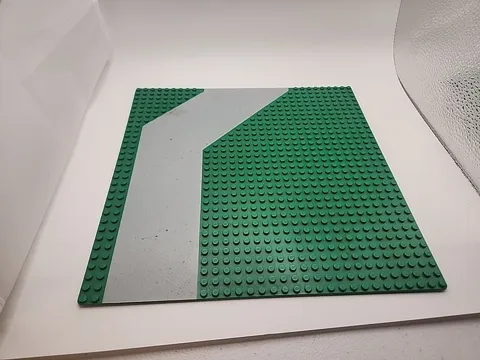 Lego 32x32 Road Baseplate With Driveway in Gray  