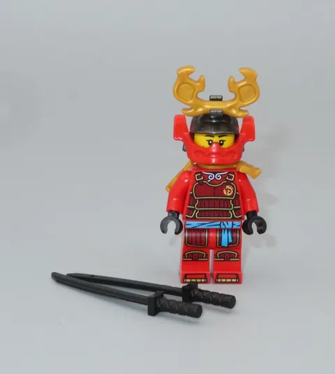 LEGO New Ninjago Samurai X Nya swords Legacy minifigure 71866