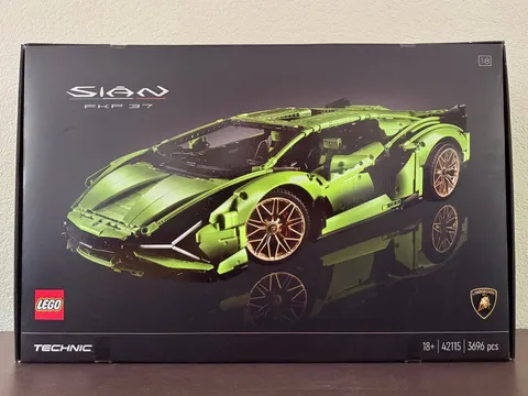 LEGO Technic Lamborghini Sián FKP 37 42115 – New/Sealed – 3,696 Pieces – 1:8 Sca