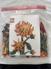 LEGO Botanicals Chrysanthemum Building Set 10368