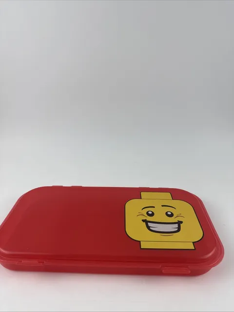LEGO Red Minifigure Storage Case 499188 with Grinning Minifigure Head Pattern