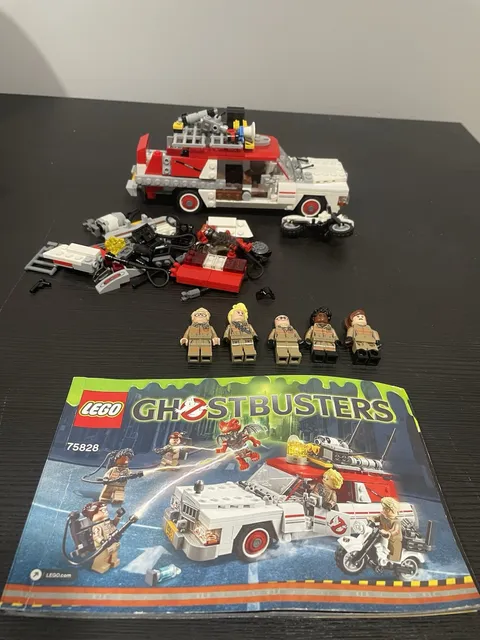 LEGO Ghostbusters Ecto 1&2 75828 Retired NOT Complete with Manual