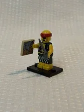 LEGO Series 16 Scallywag Pirate Minifigure # 71013