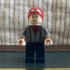 LEGO Peter Parker Spider-Man mask Minifigure from set 76129 perfect condition