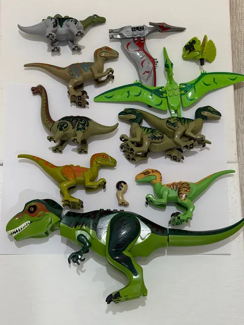 [PART 1/2] LEGO DINOSAUR FIGURES LOT - LEGO Rex, Pieces