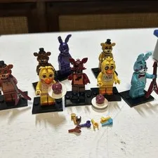 FIve Nights At Freddy's Custom Lego Minifigure lot. 
