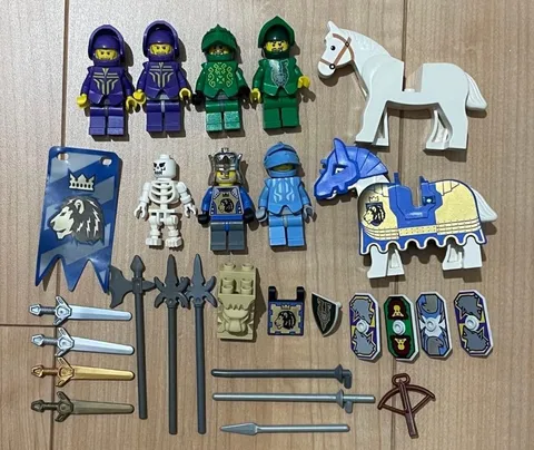 LEGO Minifigure Castle Kingdom Knights Lot Set Bulk Sale