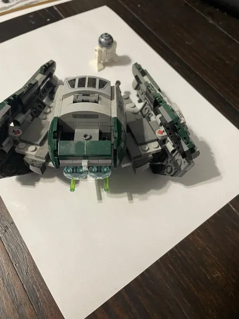 LEGO Star Wars Spacecraft Build w/ R2-D2 Minifigure Plastic Space