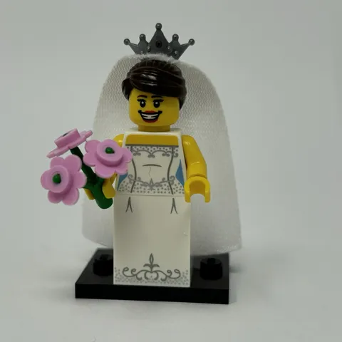 Lego Bride Minifigure Collectible Series 7 CMF Complete Bouquet Tiara & Veil