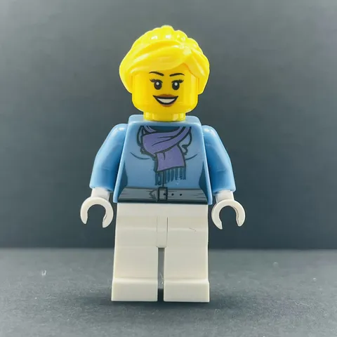 Lego Minifigure Female, Jacket with Medium Lavender Scarf hol126 Holiday