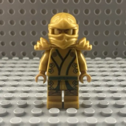 LEGO Ninjago Lloyd Golden Ninja Final Battle- authentic, great condition