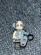 LEGO DC: Mr. Freeze (sh0587 sh0662 sh0621) Minifigure w/ Weapon