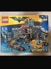 LEGO 70909 Batman Movie Batcave Break-in New&Sealed NIB Retired Penguin