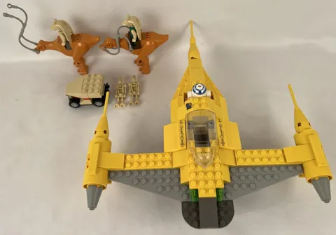 Vintage LEGO Star Wars Episode 1 Lot: Naboo Fighter, Gungan Patrol, Jar-Jar Bink