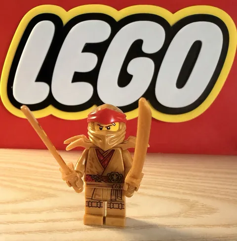 Lego Ninjago Legacy Kai Minifigure With Accessories 