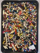 Lego 1X Blocks (Lot 4.04) – Random Selection of Sizes and Colors