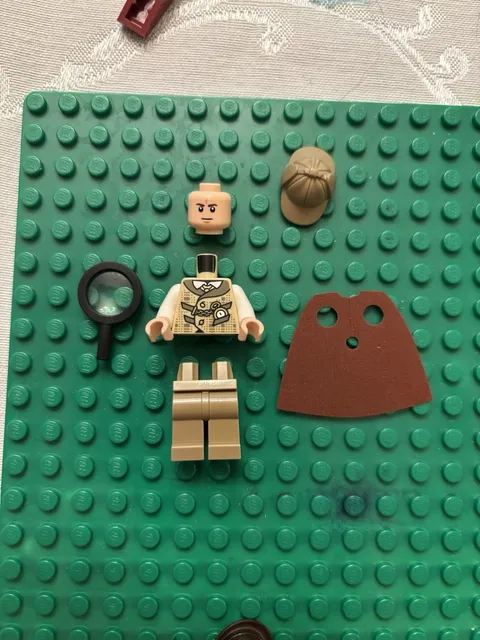 New Lego Sherlock Holmes Minifigure Sherlock Holmes Only Book Nook 10351