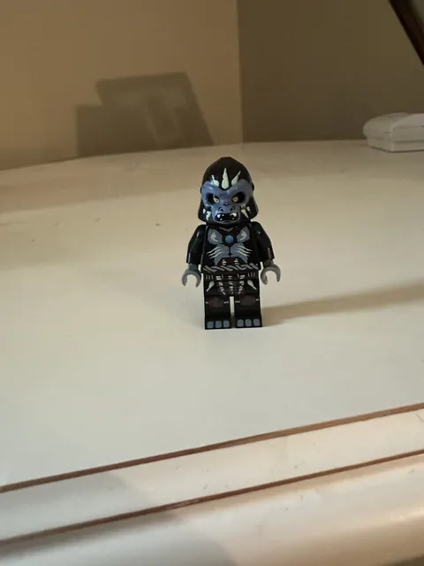 Gorzan minifigure Lego Chima no armor