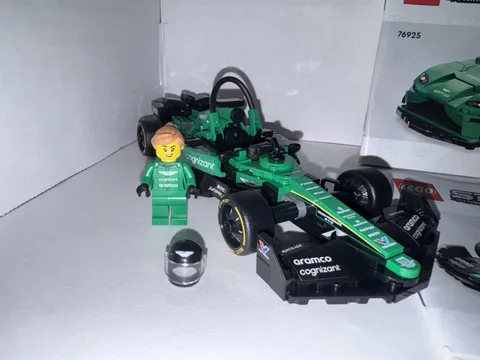 LEGO Speed Champions Aston Martin Safety Car & AMR23 76925 Set 564pc