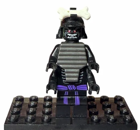 LEGO Ninjago Lord Gardon Minifigure with Helmet, Bone Crest