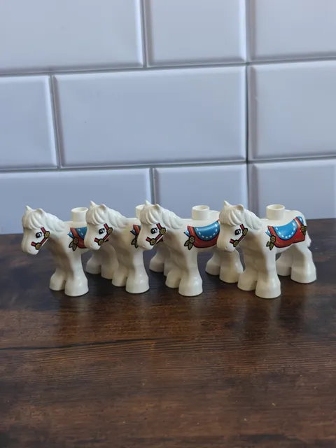 Lego Duplo White Horse Pony Animal Carousel Carnival Fair Circus Set Of 4