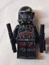 LEGO Imperial Death Trooper Minifigure Minifig 75412 Cracks