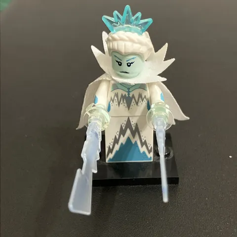 Lego Ice Queen Minifigure Collectible Series 16 Complete CMF Lot 71013 Retired 