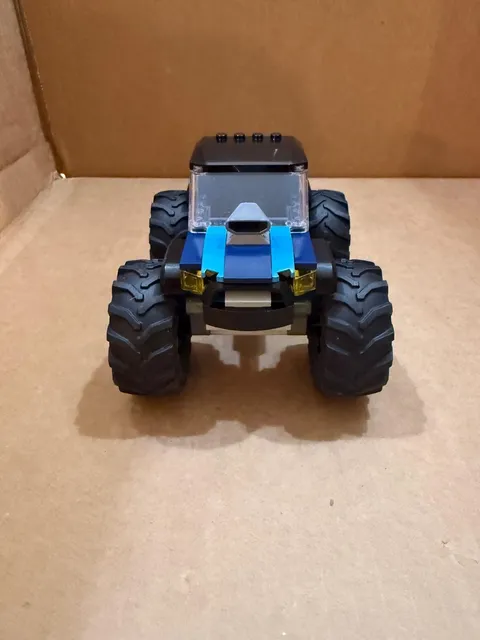 LEGO City 60402 Blue Monster Truck Build ONLY No Minifigure Box Manual