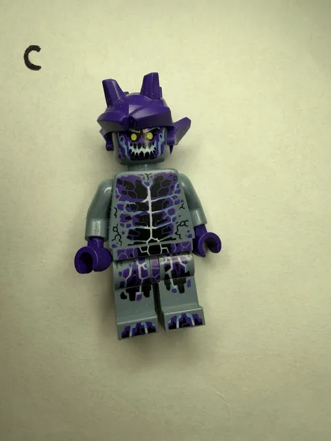 Lego Shrunken 70353 70361 70347 Nexo Knights Minifigure