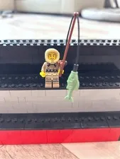 Ice Fisherman LEGO Minifigure Series 5 Complete