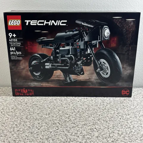 LEGO Technic 42155 The Batman Batcycle - Retired Set Kit - Brand New Sealed