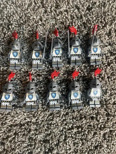 LEGO Kingdoms Knight Minifigure Lot of 10