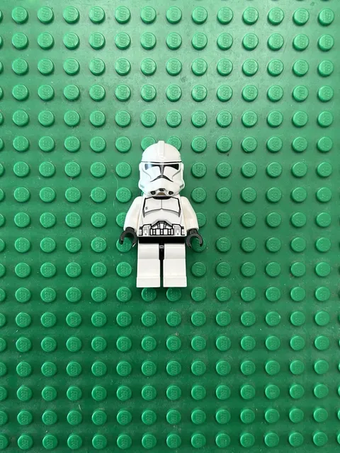 LEGO® Minifigure Star Wars sw0541 Clone Trooper (Phase 2) Scowl